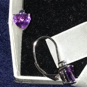 Amethysts and tanzanite drop earrings.